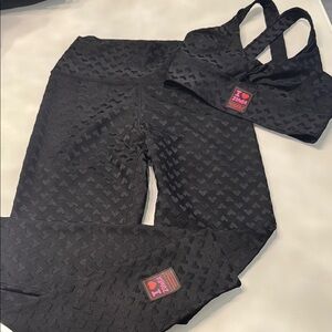 Zumba Fitness Black Textured Sports Bra